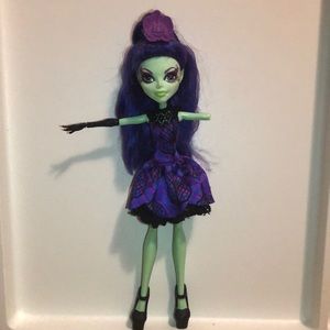 Monster High Scream & Sugar Amanita Nightshade